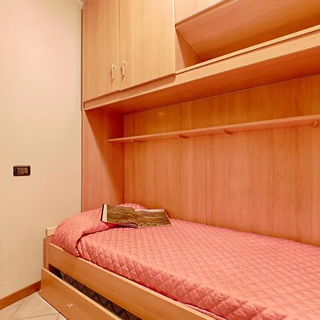Apartment Camelia *