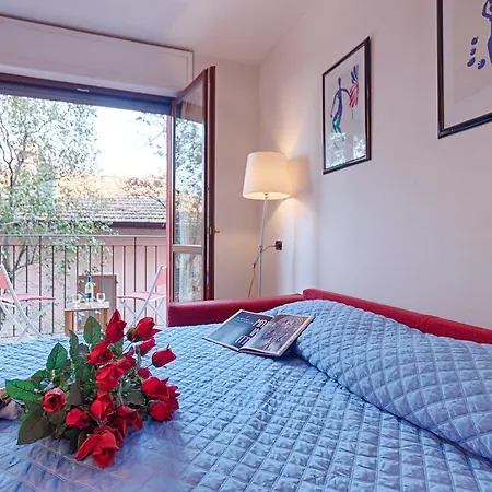 Camelia Apartment